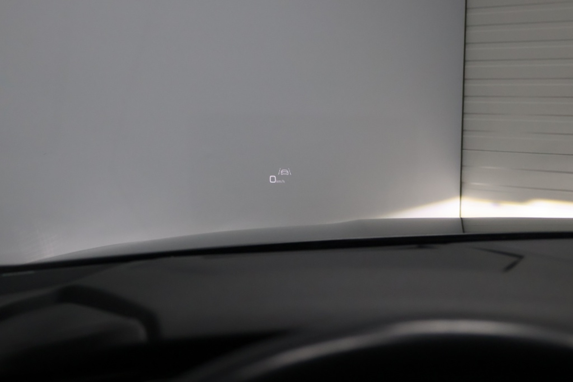44481861-25.jpg