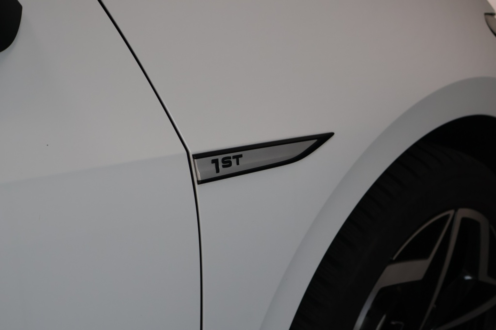 44683568-22.jpg