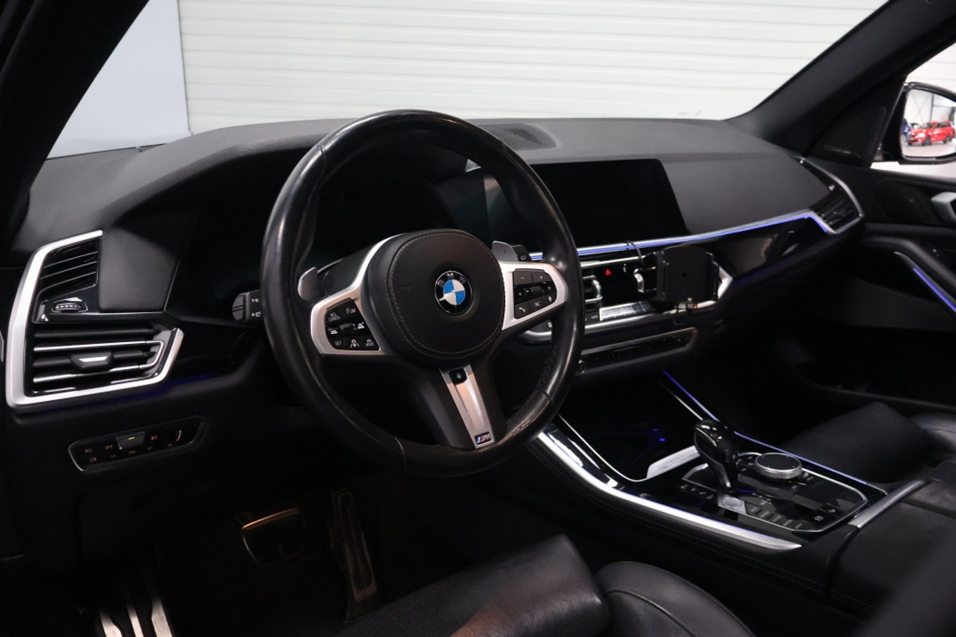 44909444-14.jpg