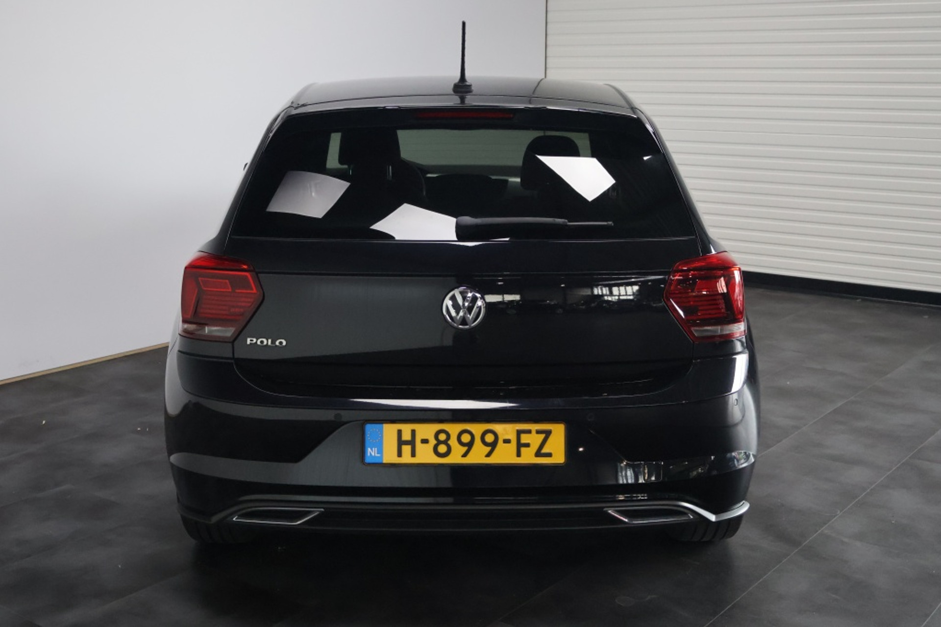 45985237-4.jpg